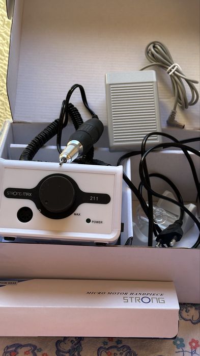 Фрезер для манікюру та педикюру Strong  Max 211