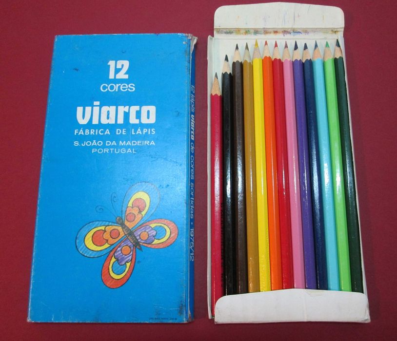 Vários artigos antigos