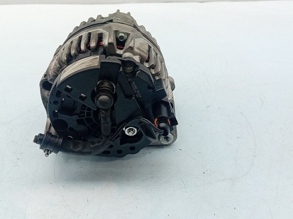 Alternador SKODA Octavia I Hatchback (1U2)