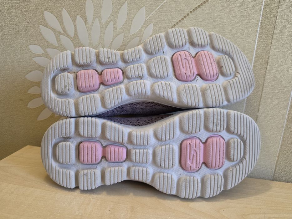 Сліпони жіночі кросівки Skechers Go Walk оригінал р.40-41