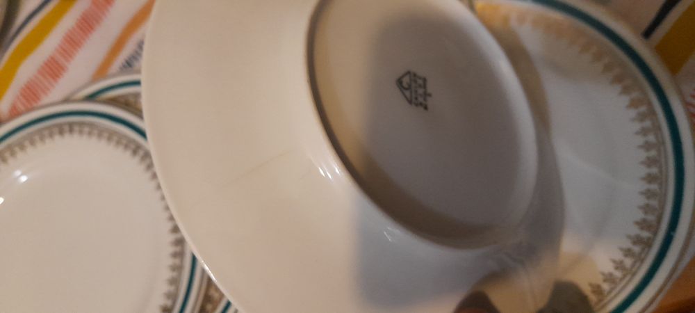 feston vintage  lata 60 ćmielów talerze fliżanki prl porcelana polska
