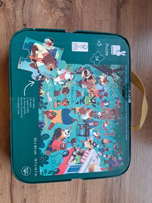 Puzzle w walizce
