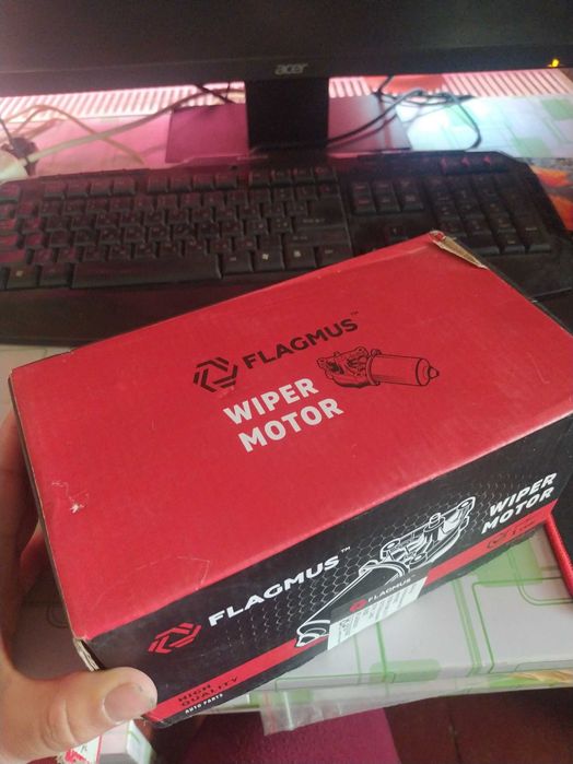 Двигун для двірників