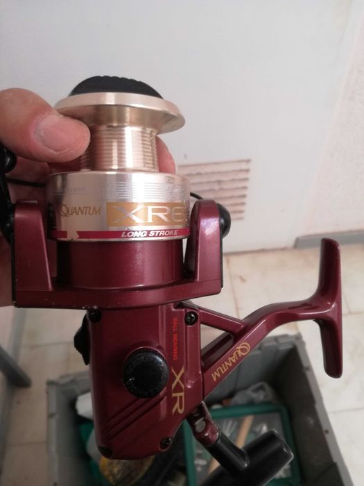 Vendo Kit de pesca com vários apetrechos