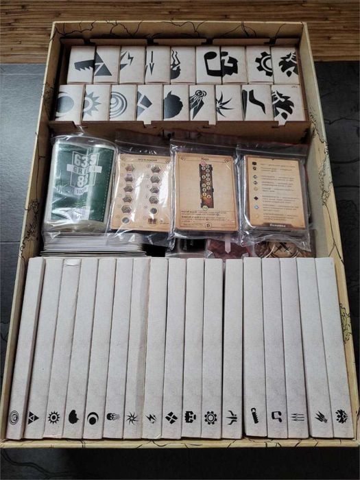 Настільна гра Gloomhaven: Мрачна Гавань