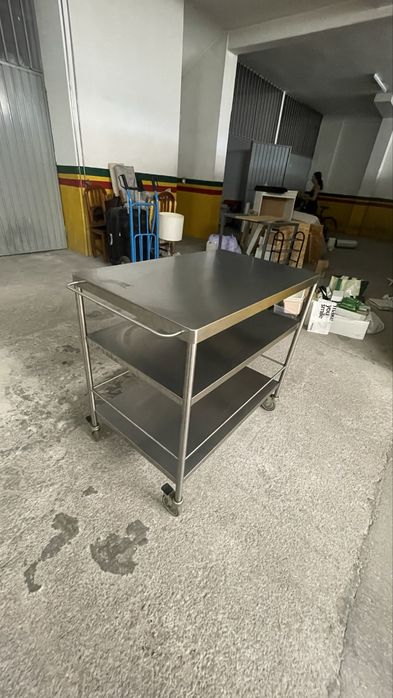 IKEA FLYTTA – Carrinho de Cozinha em Inox – 50€