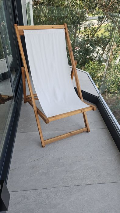 Cadeira de jardim com um mês de uso. Como nova!