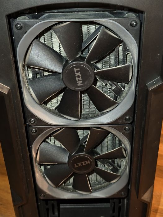 Rx 6800xt Ryzen 5 5600x LG ultragear OLED 240hz wym