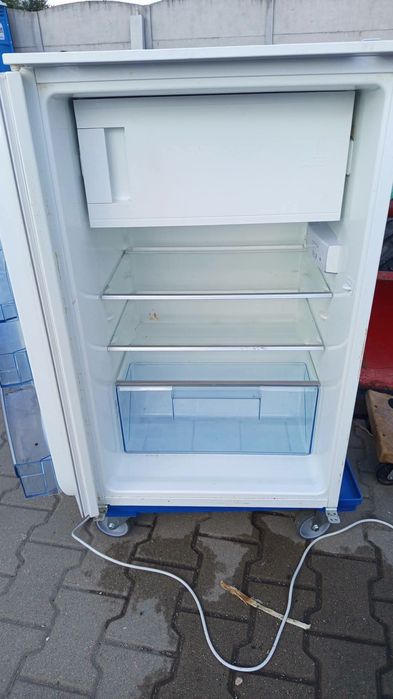 Lodówka AEG 88x54x55cm.