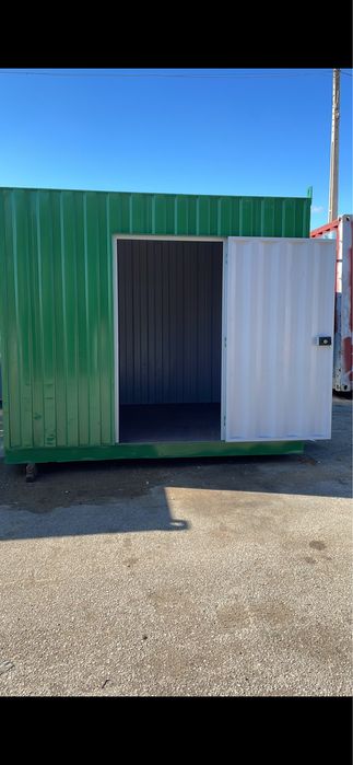 Contentores de 3 metros pintados