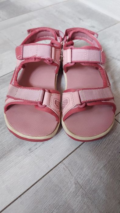 Босоніжки для дівчинки 29 р. 19,5 см.