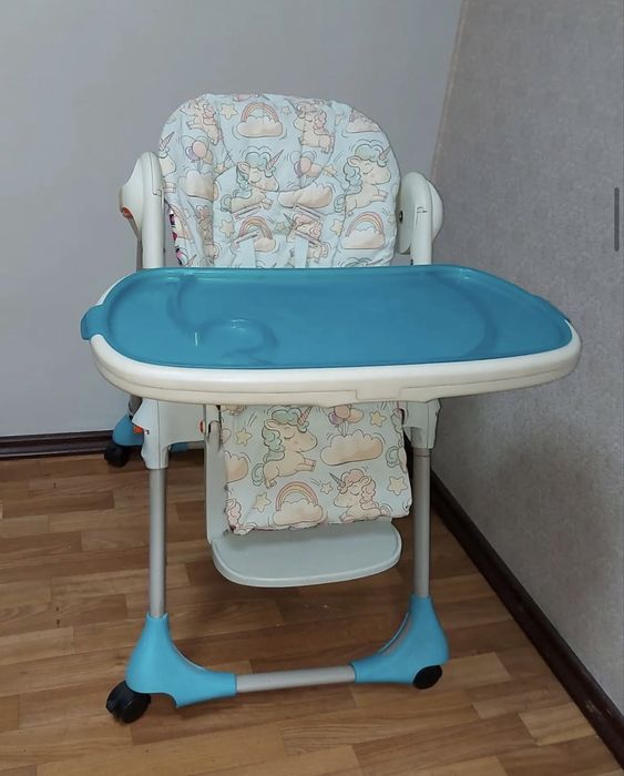 Столик для годування Chicco