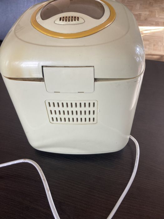 Maszyna robot do pieczenia chleba Mango