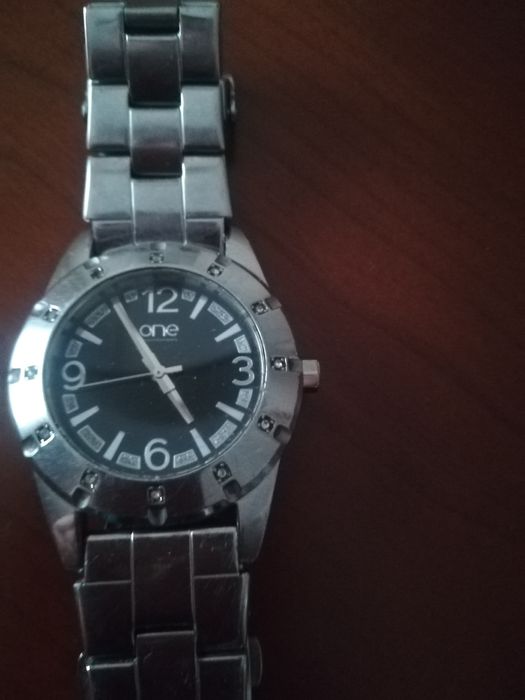 Relogio one muito bonito