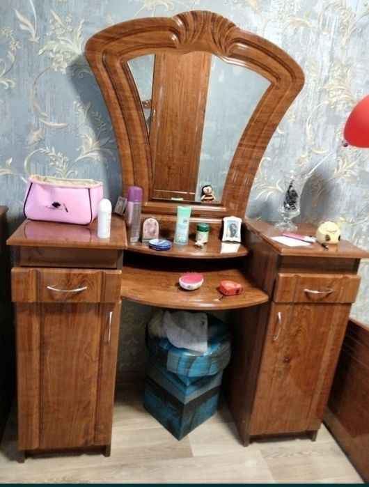 Продам спальню бу