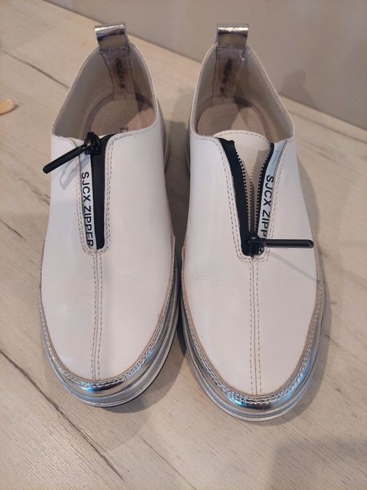 Buty skóra naturalna