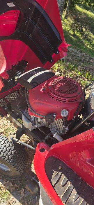 Trator corta relva Honda HF 2417 HME