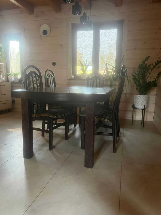 Stół drewniany rozkładany