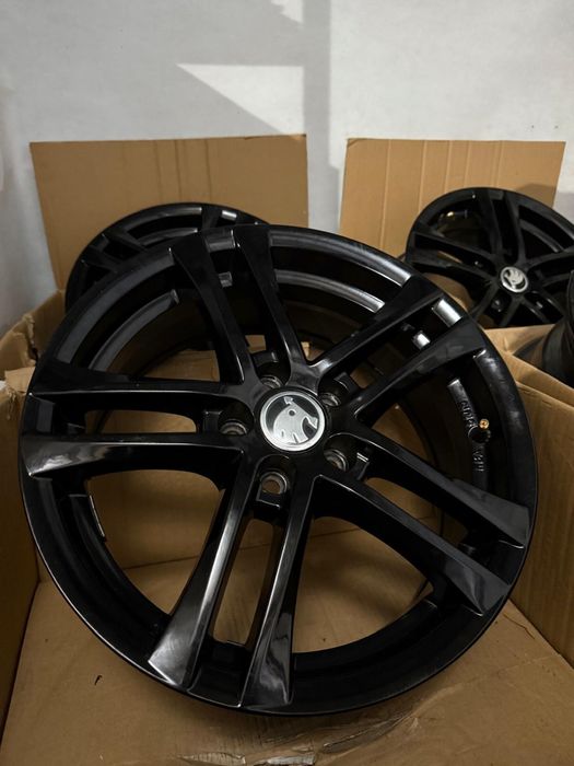 Jak NOWE! Alufelgi 16” 5x100 Skoda Fabia Kamiq Rapid Scala Roomster