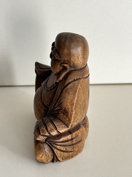 Будда хотей дерево.