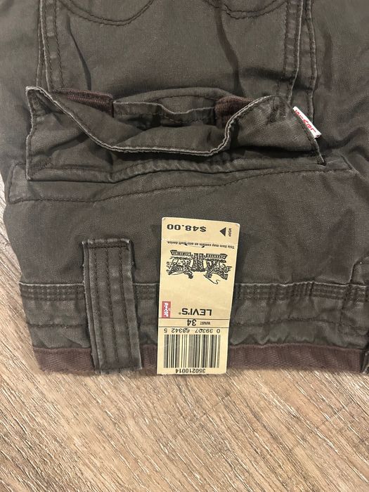 Нові та якісні Levi’s