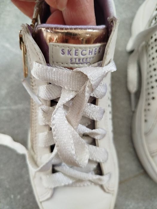 Modne białe sneakersy półbuty Skechers 29 (19cm)  złote elementy na zamek