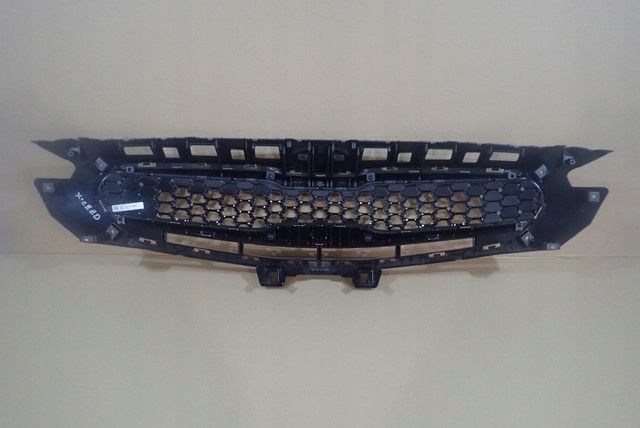 Chrom Atrapa Gril Grill Kia Xceed X-Ceed
