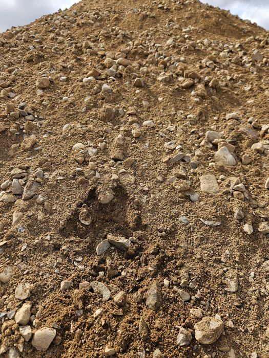 Kamień łamany drogowy, tłuczeń, żwir/pulpa zagliniona, destrukt