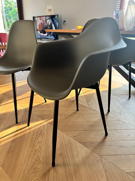 Krzesła loft komplet 10 krzeseł do jadalni kubełkowe