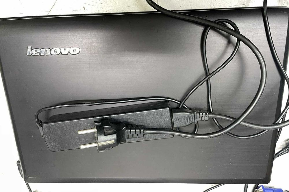 Ноутбук игровой Lenovo G580 видеокарта GeForce на запчасти