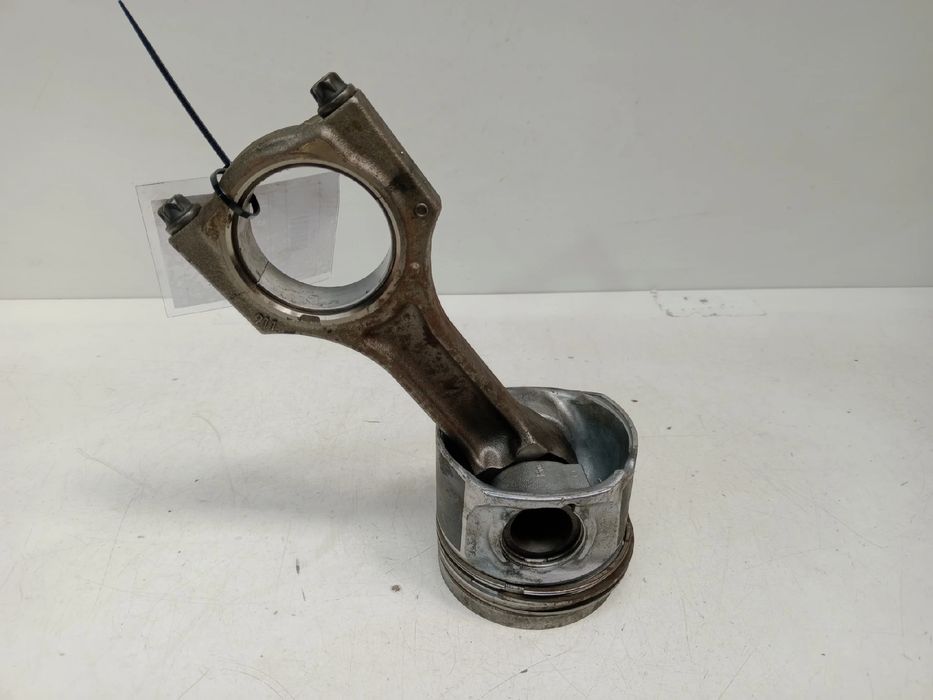 Pistão de motor BMW 3 (F30, F80)