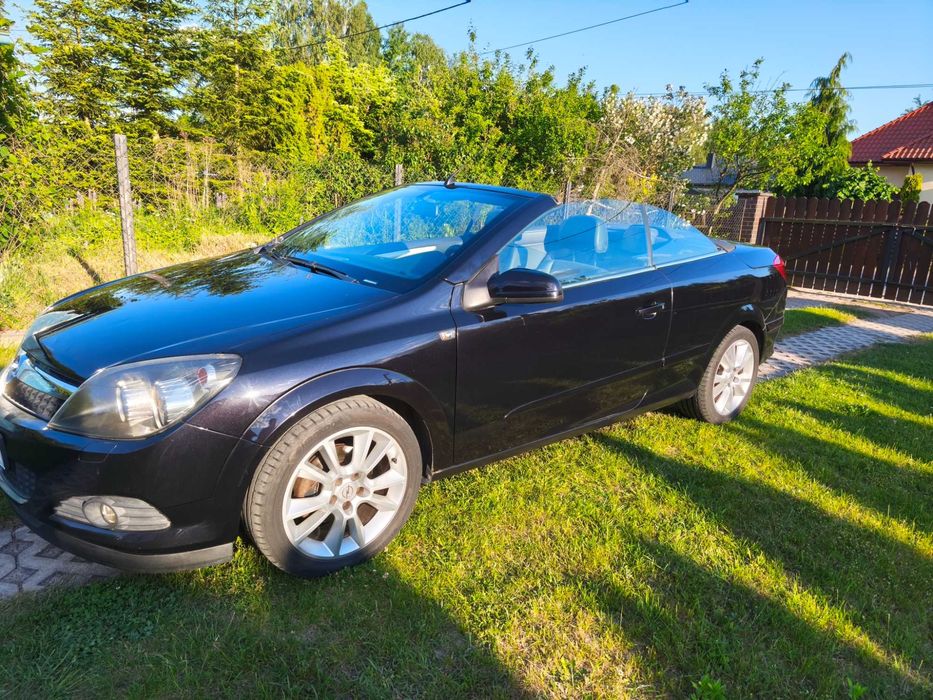 Opel Astra Twin Top (cena do 03.10)