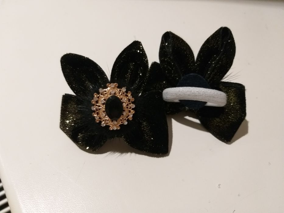 Бантики на резиночках