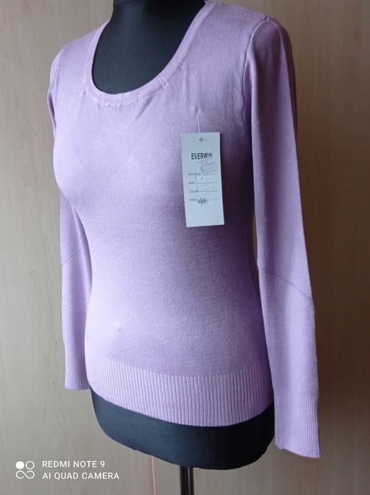 Śliczny liliowy damski sweterek z długim rękawem. Rozmiar XL/2XL