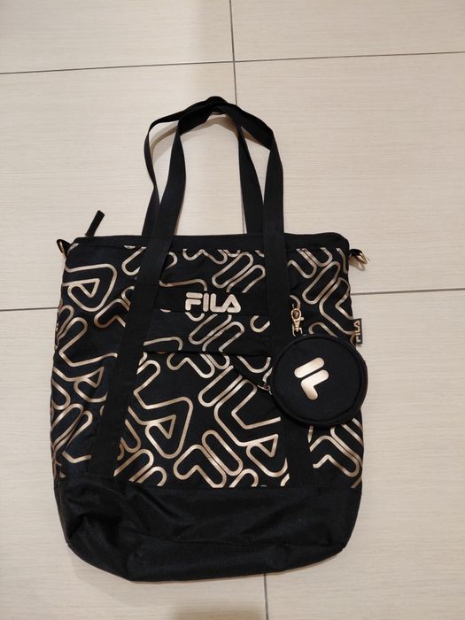 Fila.      torba
