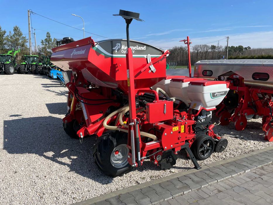 Siewnik punktowy do kukurydzy KVERNELAND OPTIMA V e-drive II