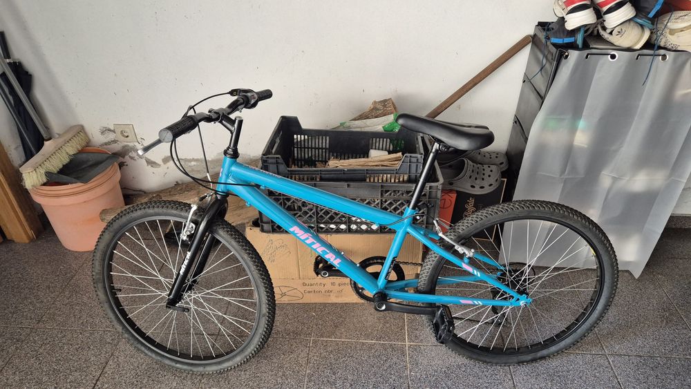 Bicicleta  de monte juvenil