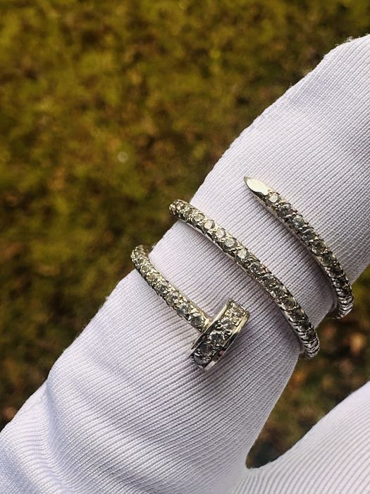 Золотое кольцо гвоздь cartier 585