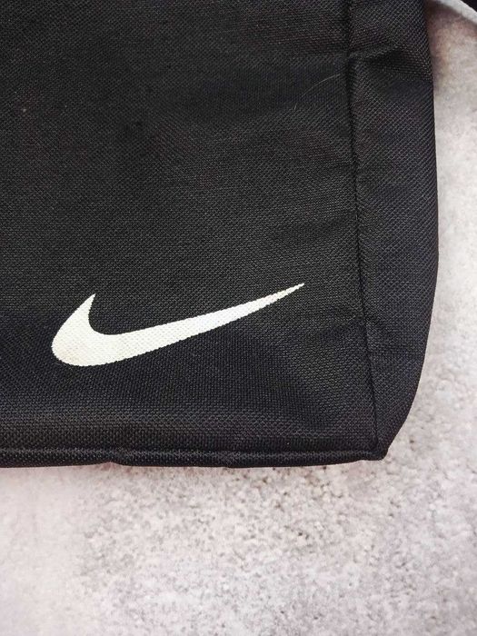 Сумка через плече Nike