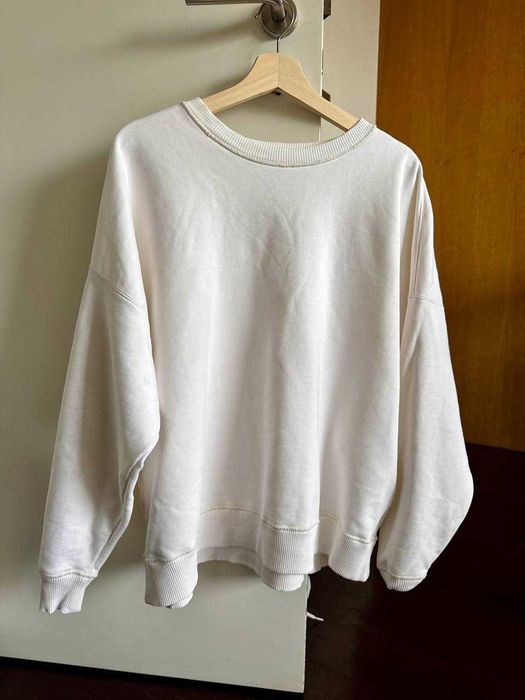 Calvin Klein Sweatshirt – Size M