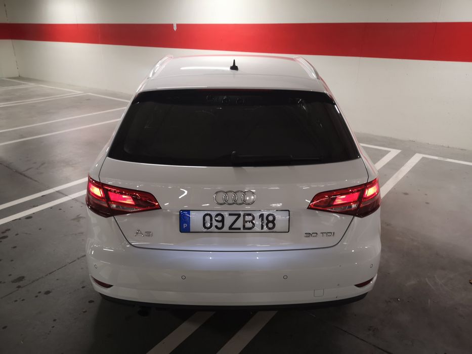 Audi A3 Sportback 2019 30TDI como novo