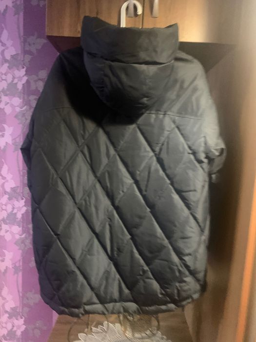 Продам зимову жіночу куртку