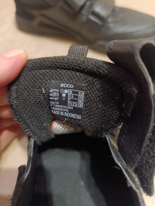 Туфлі ессо на хлопчика 35 р.