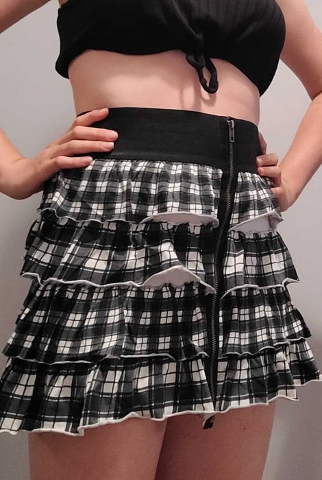 spódniczka czarno-biała na gumkę KappAhl 170