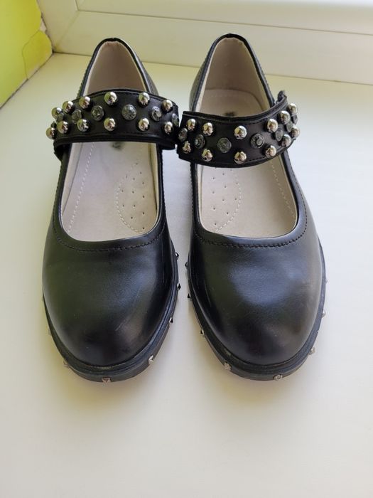 Туфлі шкіряні для дівчинки