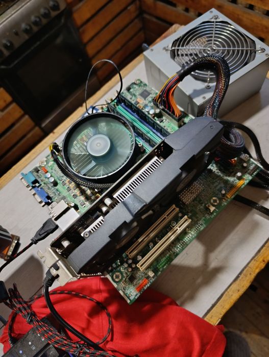 Продам комплект i5 2400+8gb ram
8 gb RAM DDR3