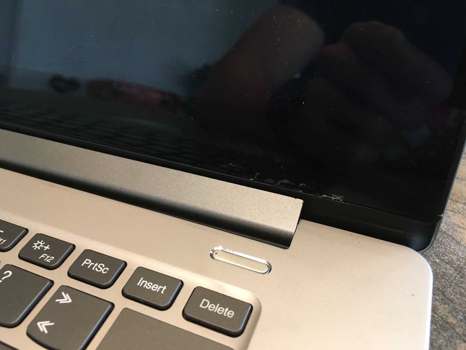 Portátil Lenovo Ideapad 530S