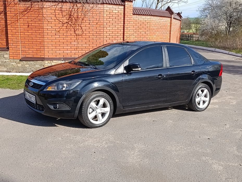 Форд фокус 2,2010 рік1,6 тді