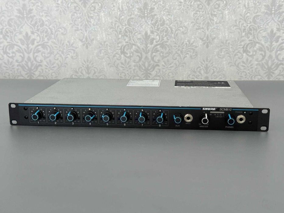 Automatyczny mikser mikrofonowy Shure SCM810E Unikat