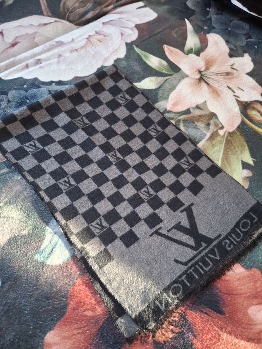 szalik w kratkę louis vuitton szaro czarny